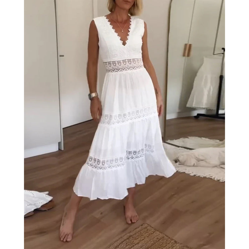 Clotilde™ | Abito in pizzo artigianale con scollatura a V